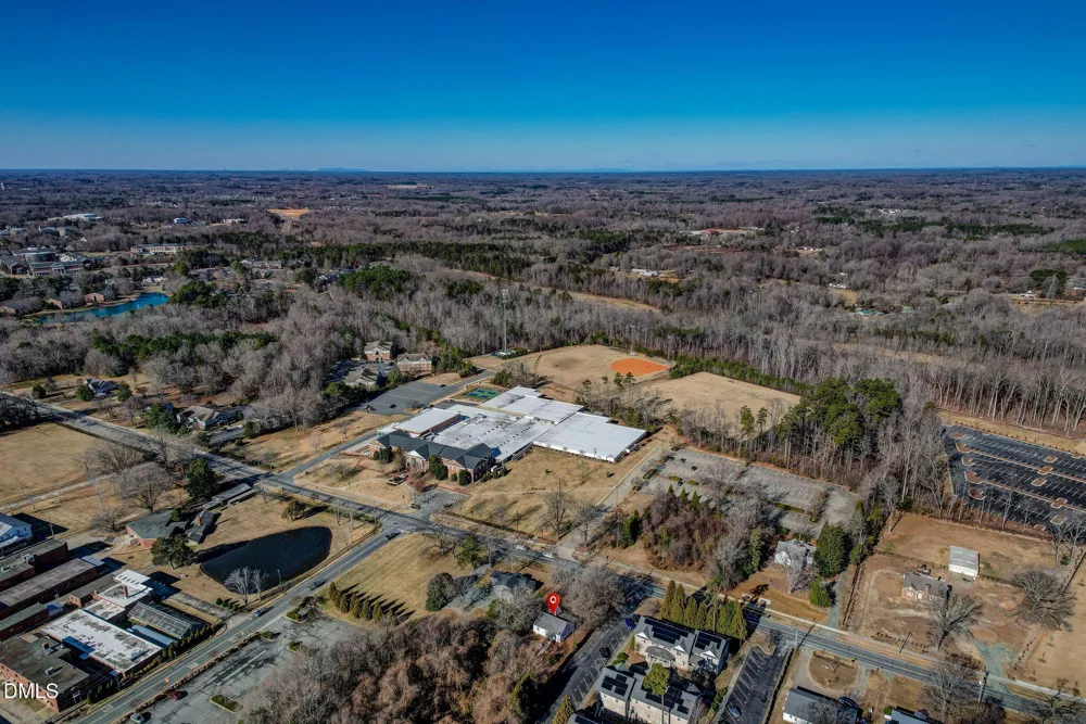 805 E Haggard Avenue Elon, NC 27244