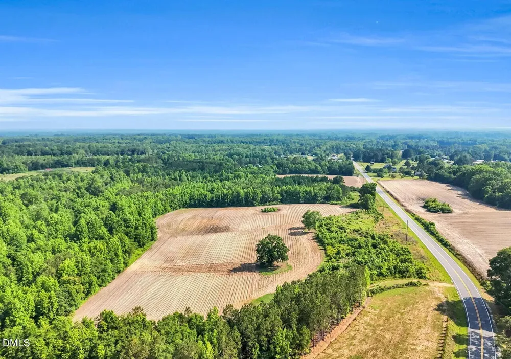 2044 Wire Road Bunnlevel, NC 28323