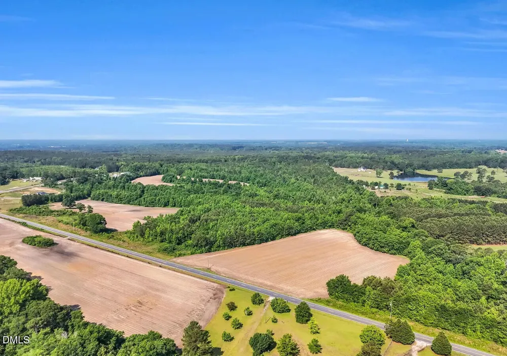 2044 Wire Road Bunnlevel, NC 28323
