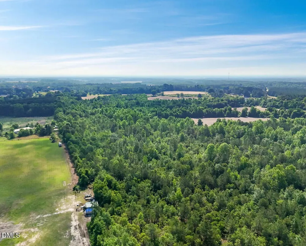 2044 Wire Road Bunnlevel, NC 28323