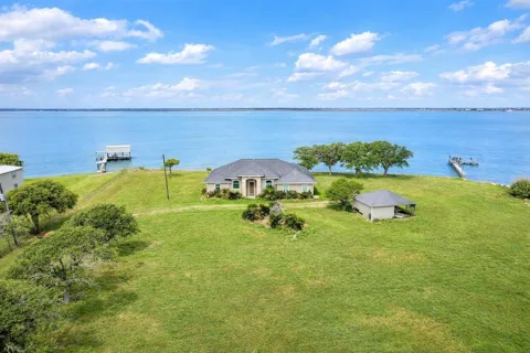 842 County Road 478