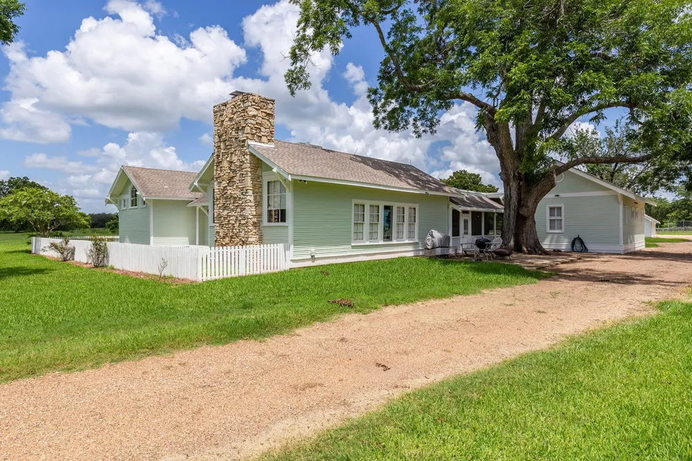 2908 Robichaux Road Pattison, TX 77423