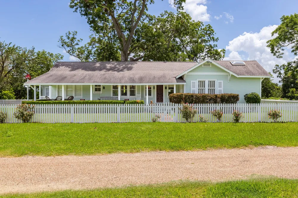 2908 Robichaux Road Pattison, TX 77423