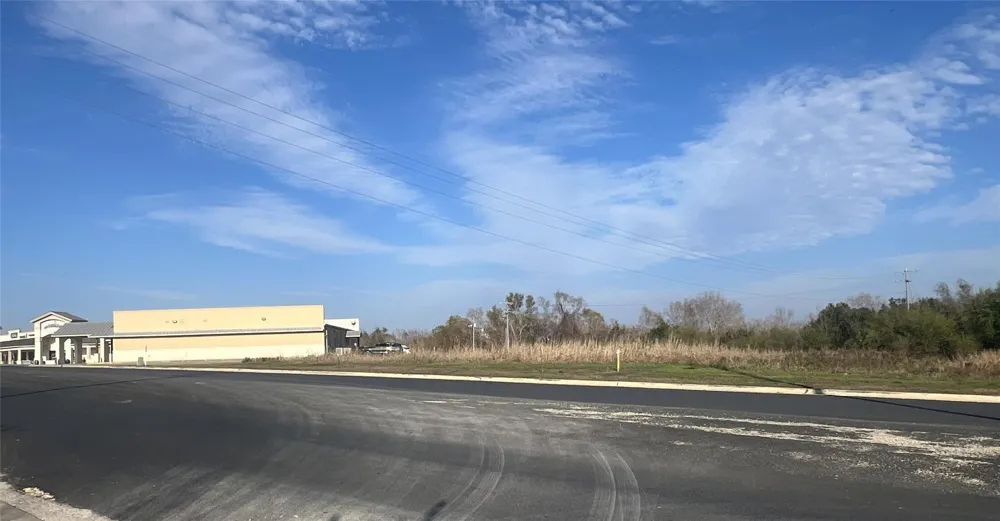 44 East Avenue Schulenburg, TX 78956