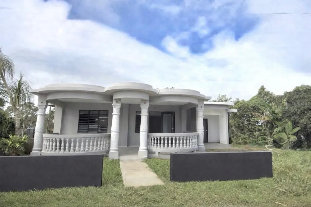 763 SAN SALVADOR Caguas, PR 00725