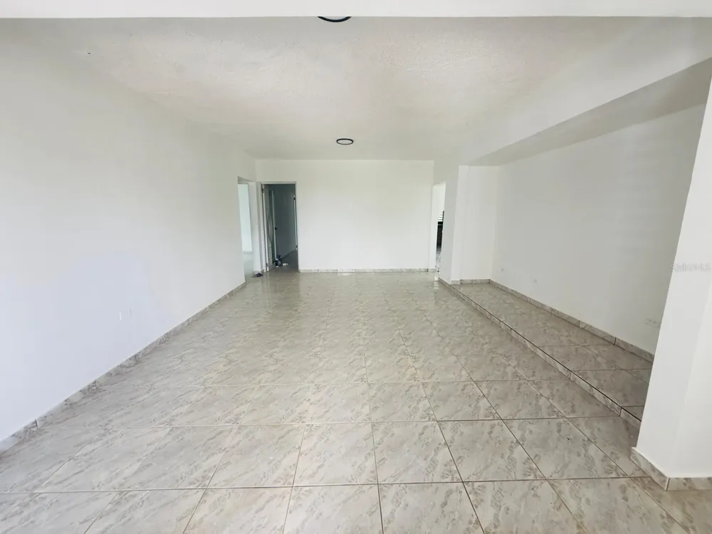 763 SAN SALVADOR Caguas, PR 00725
