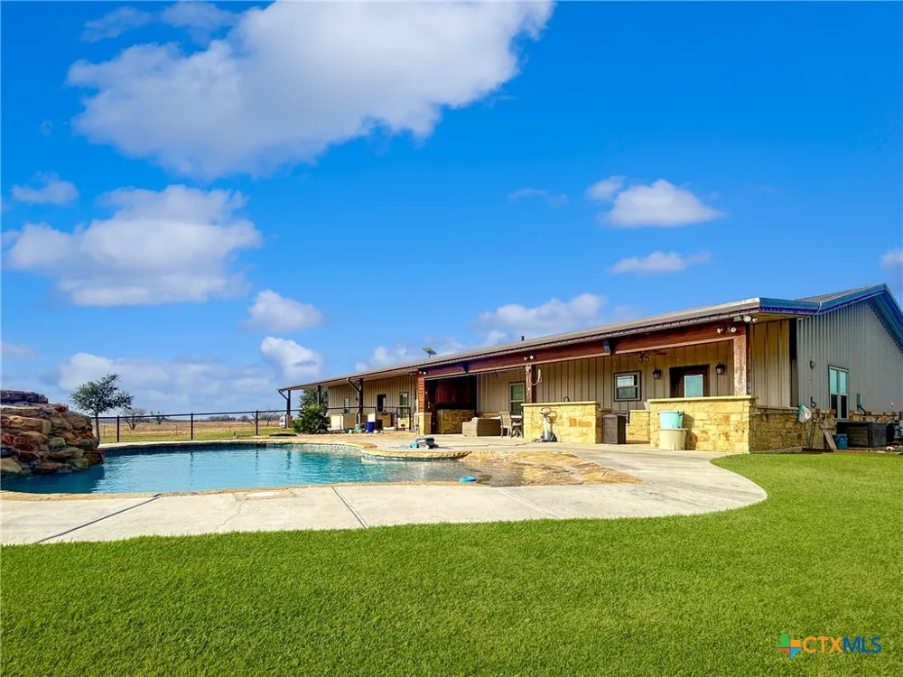 1747 CR 139 LOOP Cameron, TX 76520