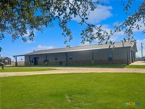 1747 CR 139 LOOP