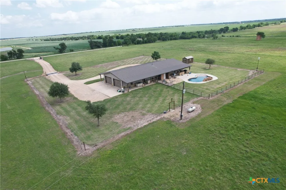 1747 CR 139 LOOP Cameron, TX 76520