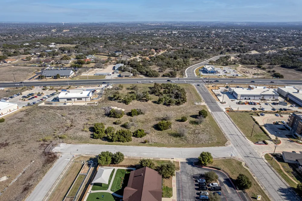 130 Woodlake Drive Georgetown, TX 78633