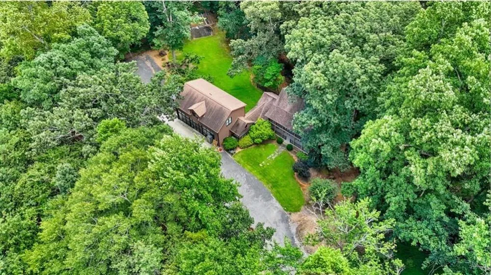451 Nichols Drive Suwanee, GA 30024