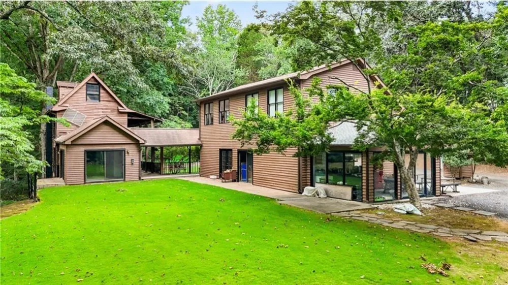 451 Nichols Drive Suwanee, GA 30024