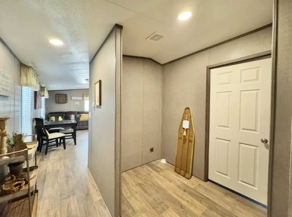 1575 County Road B Road Lexington, TX 78947