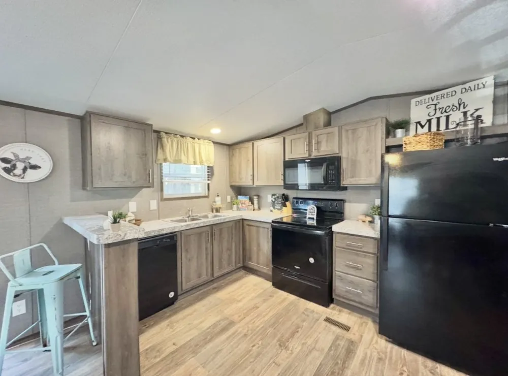 1575 County Road B Road Lexington, TX 78947