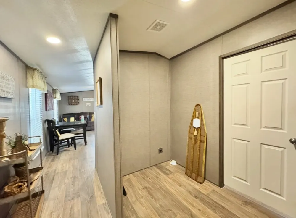 1575 County Road B Road Lexington, TX 78947