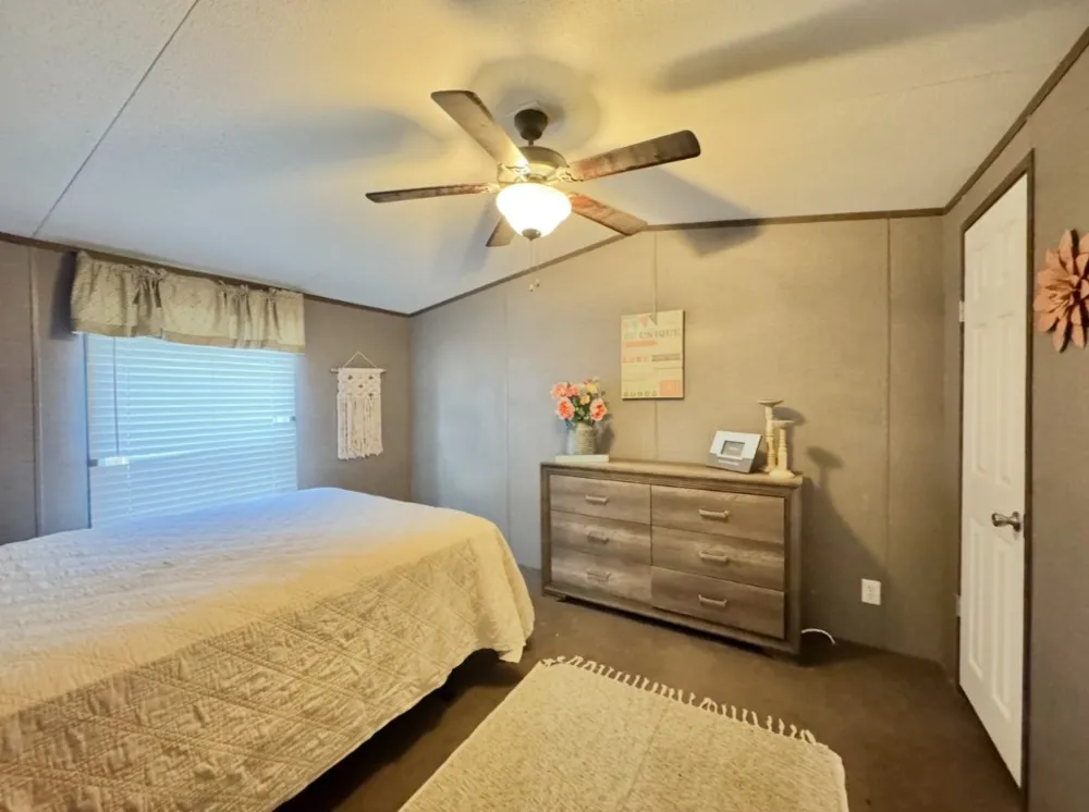 1575 County Road B Road Lexington, TX 78947