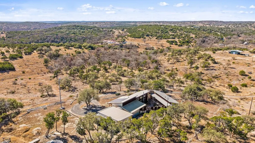 1292 Upper Turtle Creek Road Kerrville, TX 78028