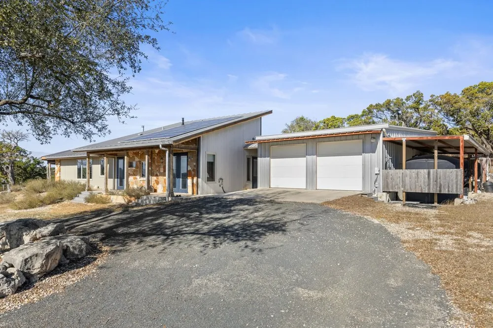1292 Upper Turtle Creek Road Kerrville, TX 78028