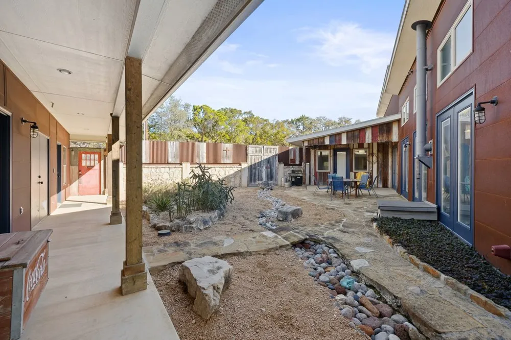 1292 Upper Turtle Creek Road Kerrville, TX 78028