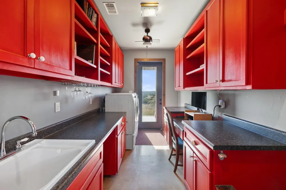 1292 Upper Turtle Creek Road Kerrville, TX 78028