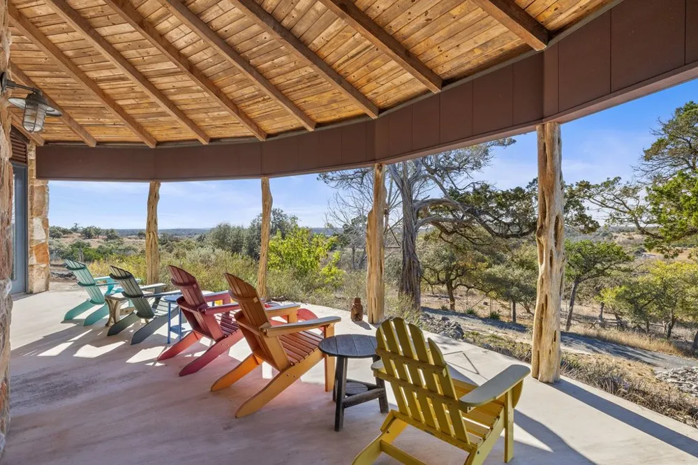 1292 Upper Turtle Creek Road Kerrville, TX 78028