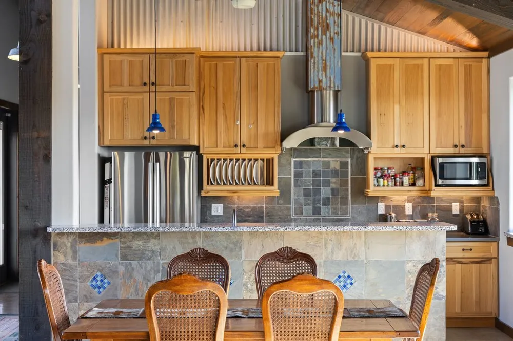 1292 Upper Turtle Creek Road Kerrville, TX 78028