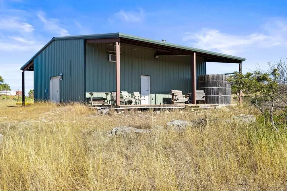 1292 Upper Turtle Creek Road Kerrville, TX 78028