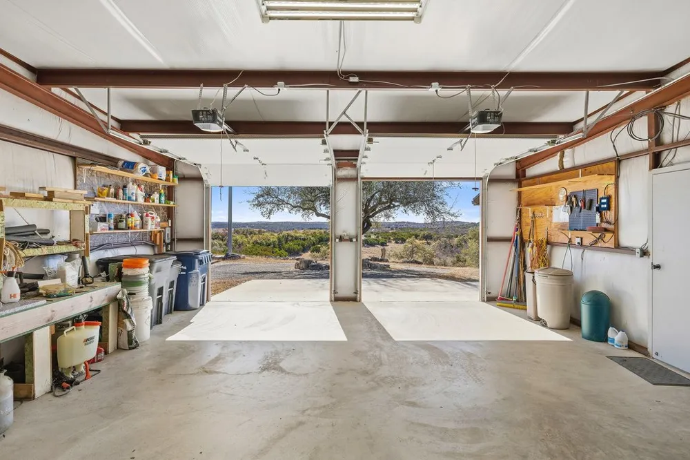 1292 Upper Turtle Creek Road Kerrville, TX 78028