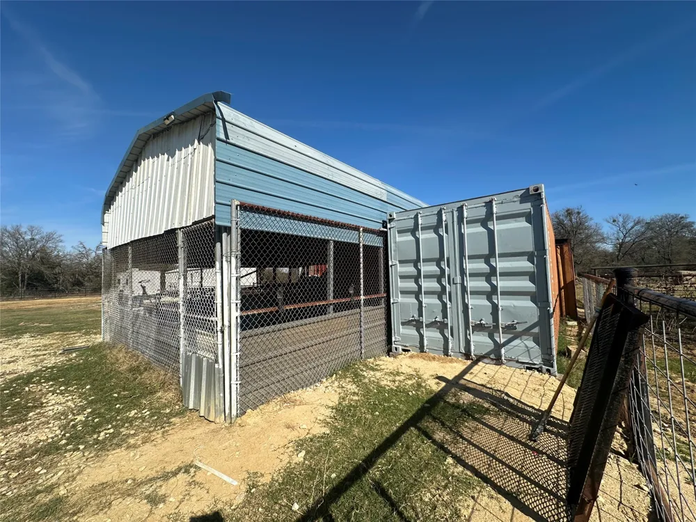 2441 Lcr 486 Mexia, TX 76667