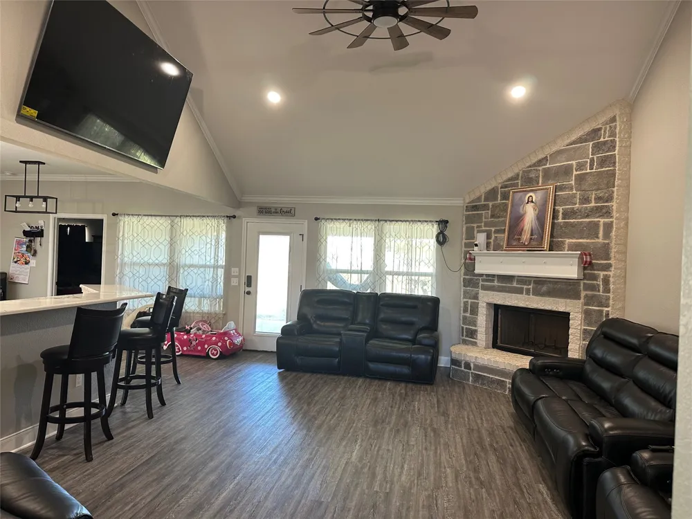 2441 Lcr 486 Mexia, TX 76667