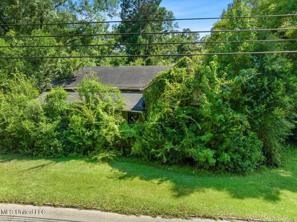 418 Lafayette Street Columbia, MS 39429
