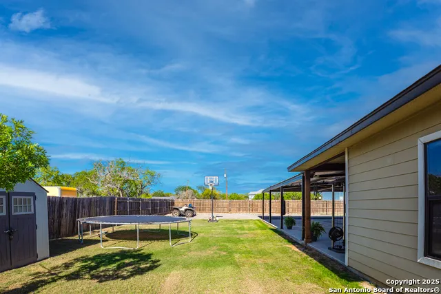 1038 Avenue H Poteet, TX 78065