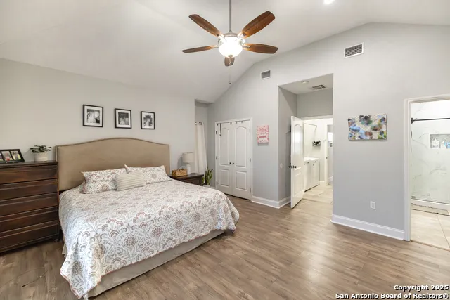 1038 Avenue H Poteet, TX 78065