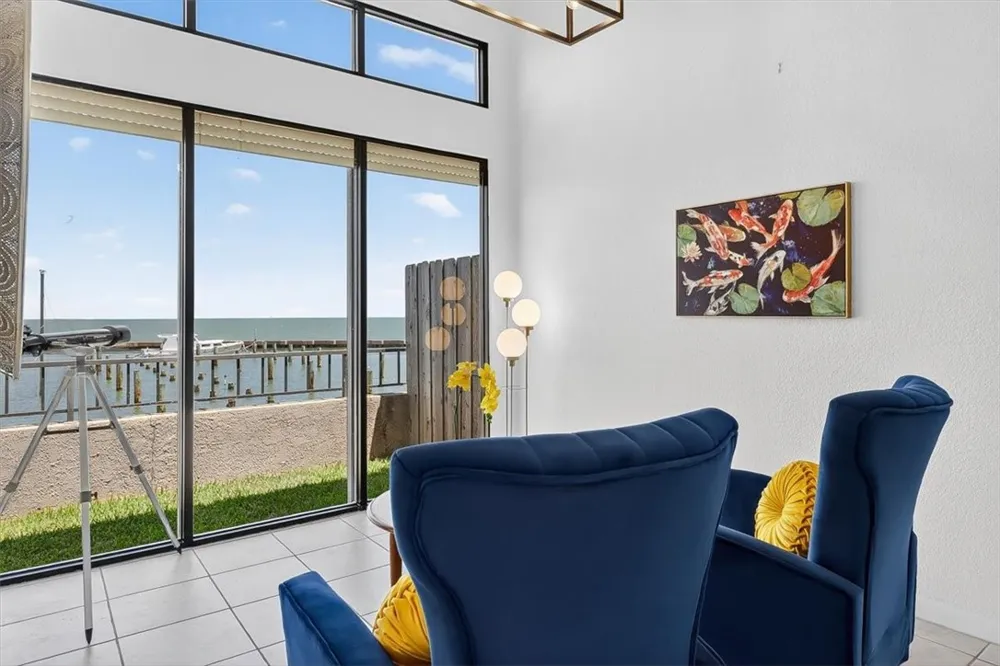 1400 E Ocean Drive #2 Corpus Christi, TX 78404
