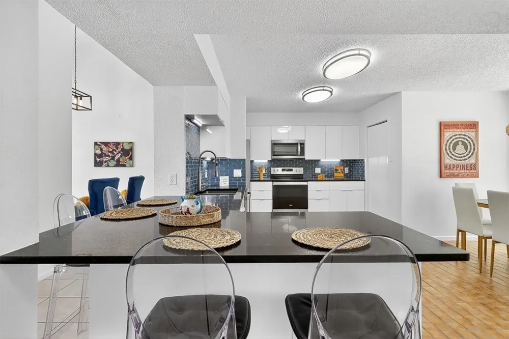 1400 E Ocean Drive #2 Corpus Christi, TX 78404