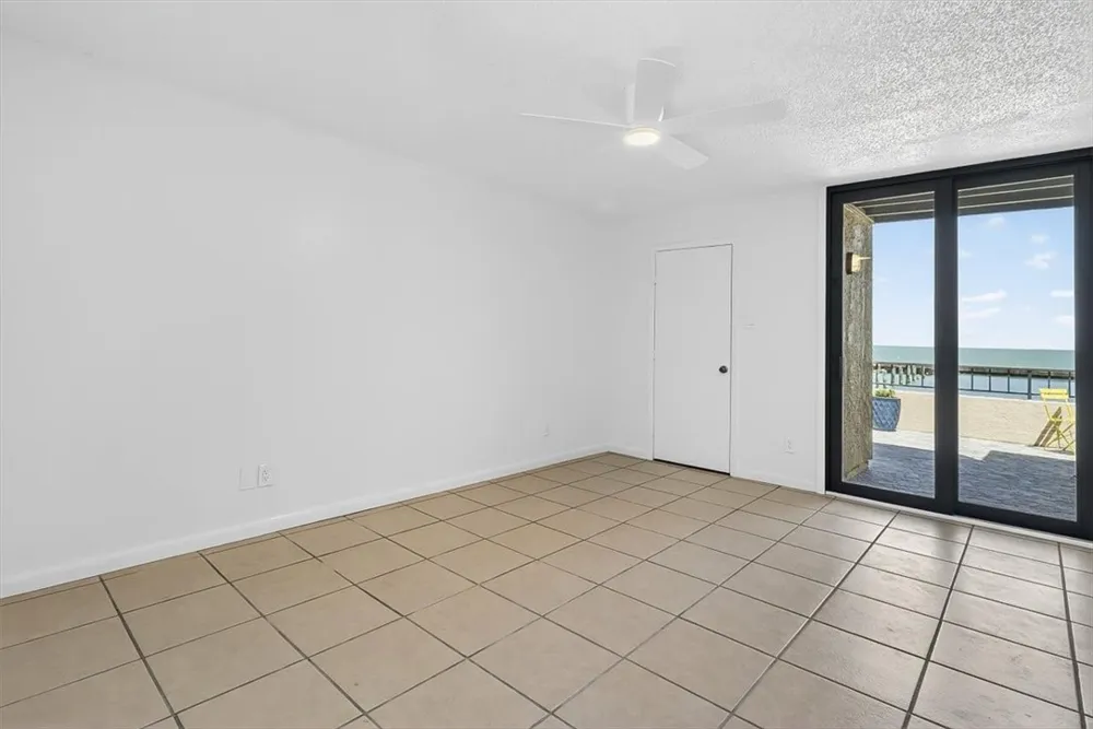1400 E Ocean Drive #2 Corpus Christi, TX 78404