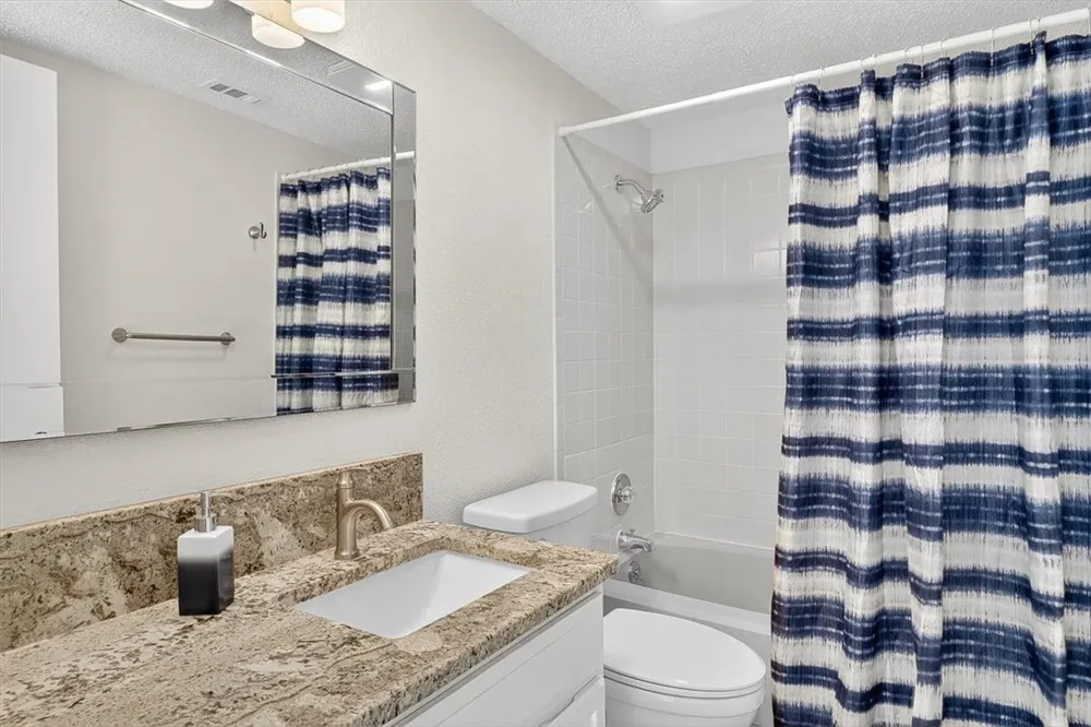 1400 E Ocean Drive #2 Corpus Christi, TX 78404