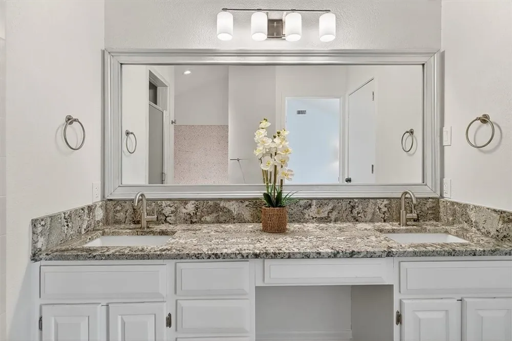 1400 E Ocean Drive #2 Corpus Christi, TX 78404