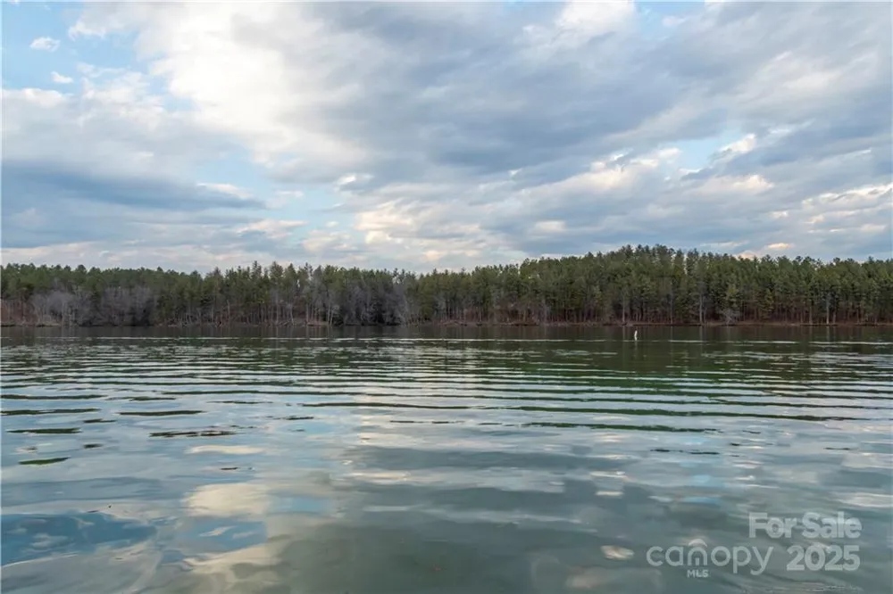 1209 Lakeside Way NW #6 Valdese, NC 28690