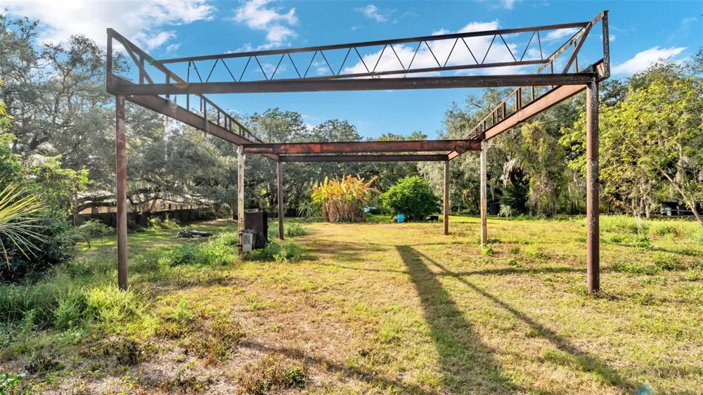 23 VIOLET STREET Plant City, FL 33563