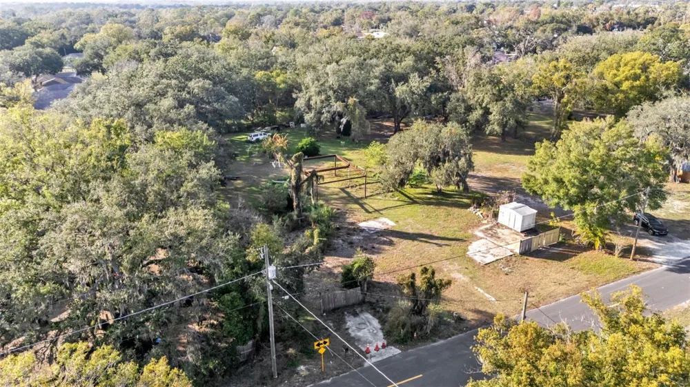 23 VIOLET STREET Plant City, FL 33563
