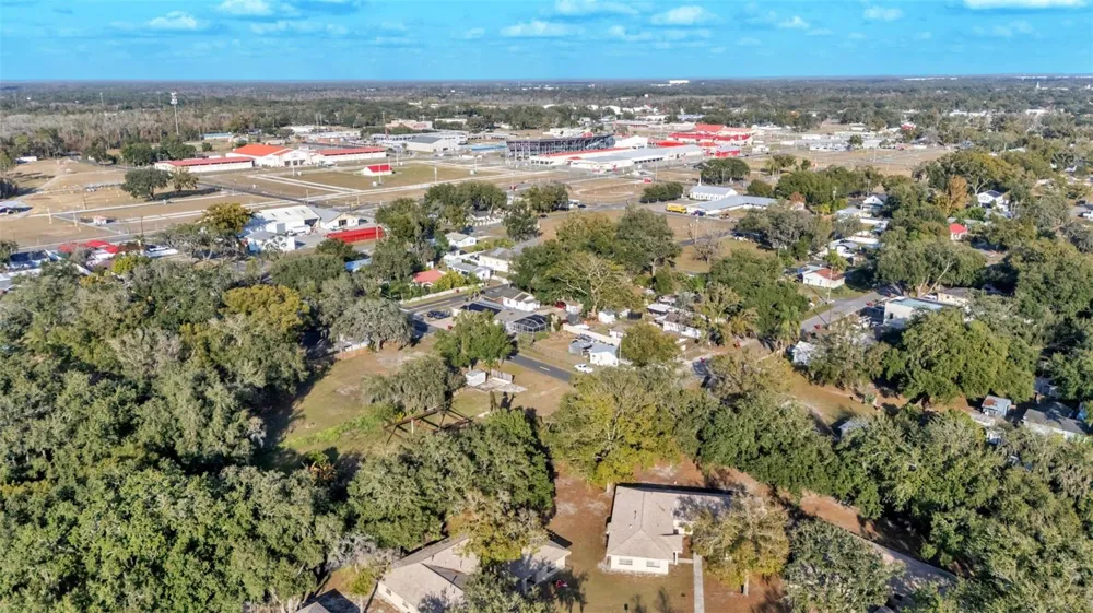 23 VIOLET STREET Plant City, FL 33563
