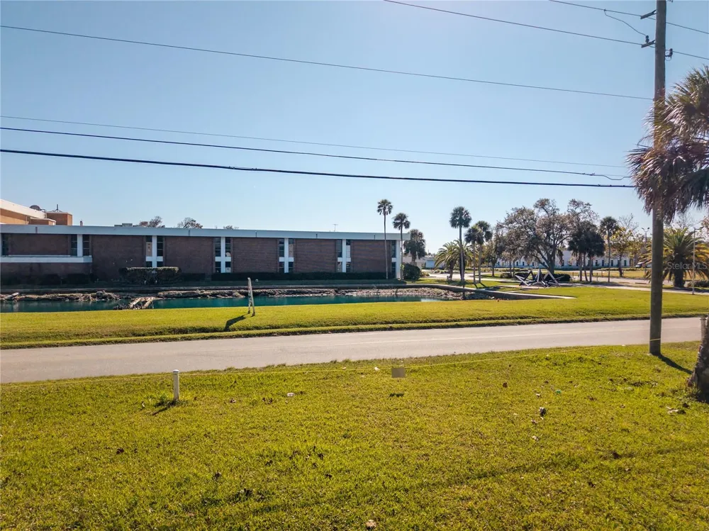 818 6TH STREET Daytona Beach, FL 32117