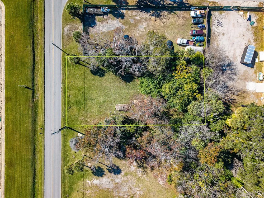 818 6TH STREET Daytona Beach, FL 32117