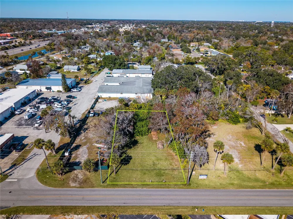 818 6TH STREET Daytona Beach, FL 32117