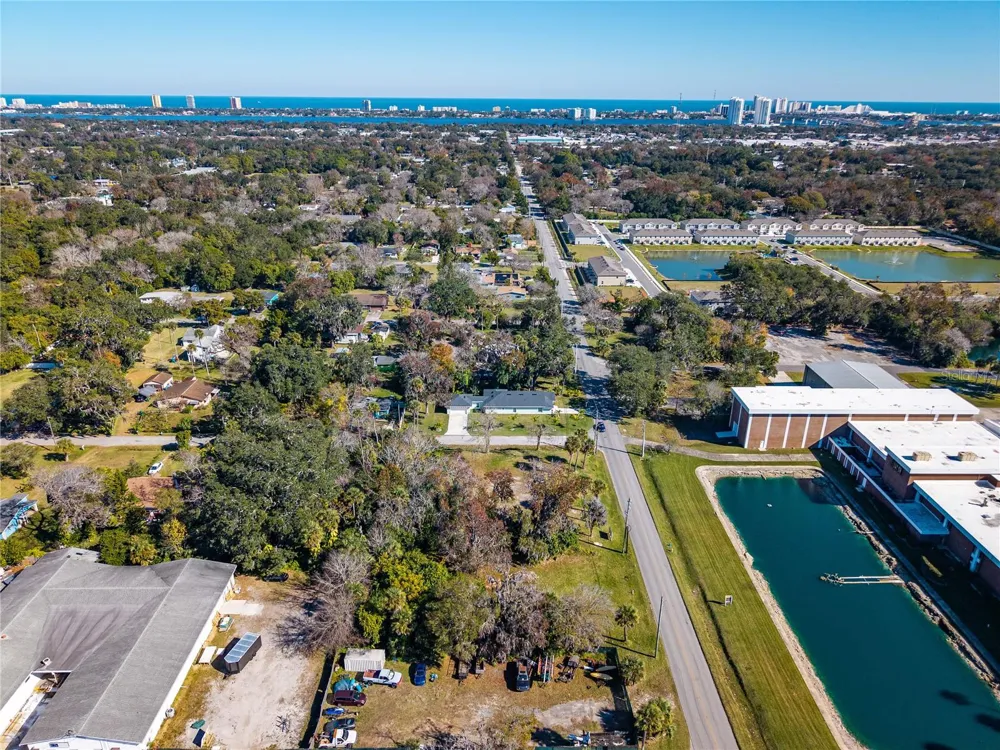 818 6TH STREET Daytona Beach, FL 32117