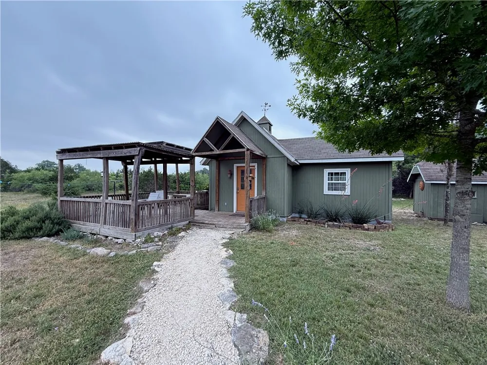 28799 US Highway 83 Concan, TX 78838