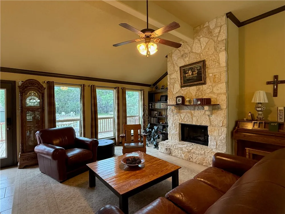 28799 US Highway 83 Concan, TX 78838