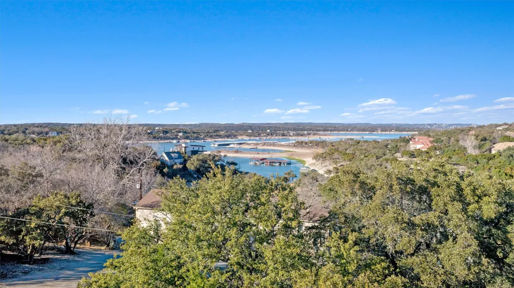 16146 Clara Van Street Lakeway, TX 78734