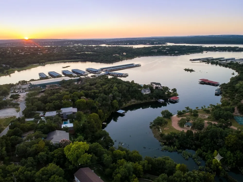 16146 Clara Van Street Lakeway, TX 78734
